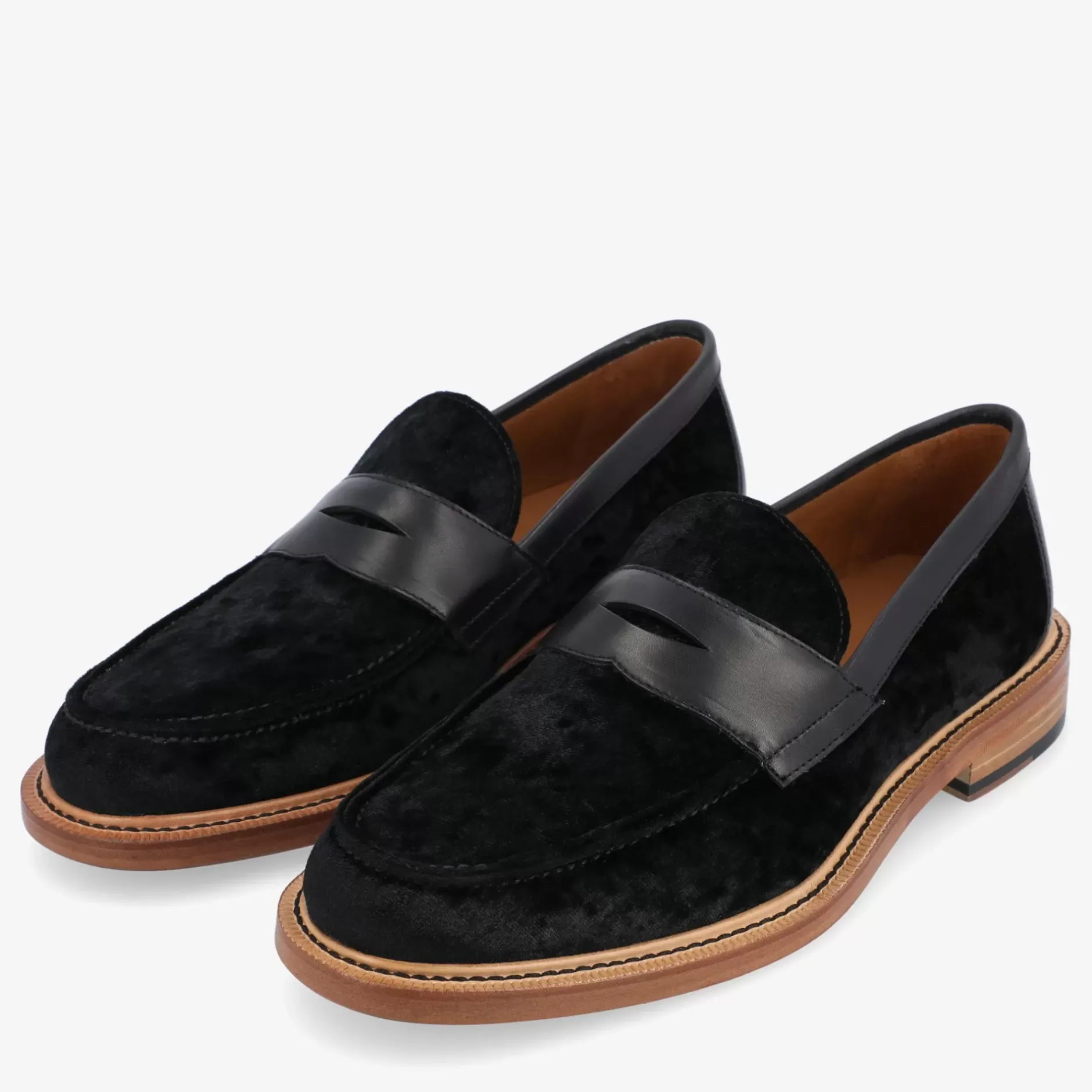TAFT Loafers|Shoes>The Fitz Loafer In Midnight - Black Velvet Loafers |