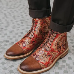 TAFT Boots>The Jack Boot In Red Paisley |